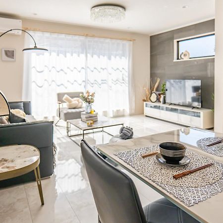 桜の川18 5 Minutes Htsudai Station, 1 Minute Train To Shinjuku, 120㎡ Villa, Four Bedrooms Tokio Buitenkant foto